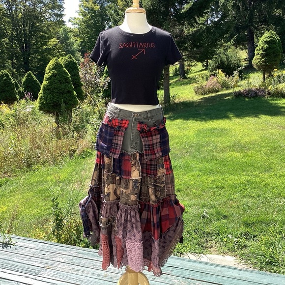 Upcycle Annie tier patchwork flannel antimacassar boho maxi skirt 32” waist 34”L - Picture 9 of 16